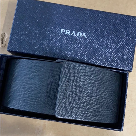SOLD Prada 66mm Irregular Cat Eye Sunglasses - Picture 4 of 7